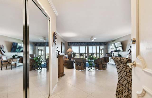 10355 Paradise Boulevard - 1#702 Gallery 2