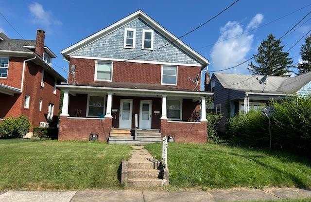830 CARNEGIE AVENUE photos photos