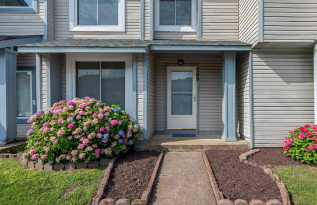 769 Quesnel Drive - 1 photos photos