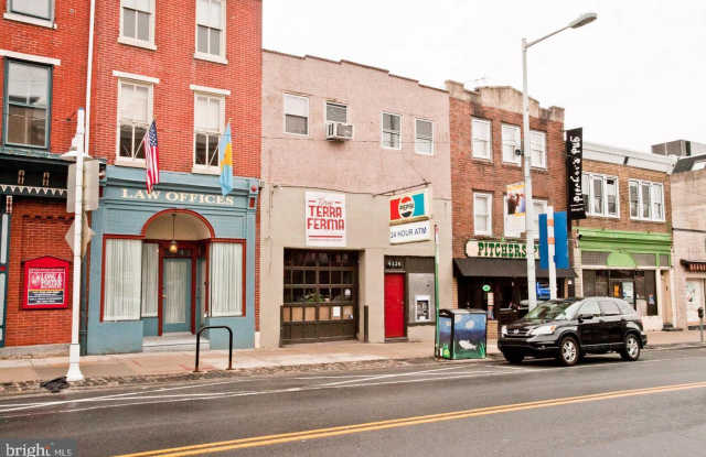 4322 MAIN STREET Gallery 2