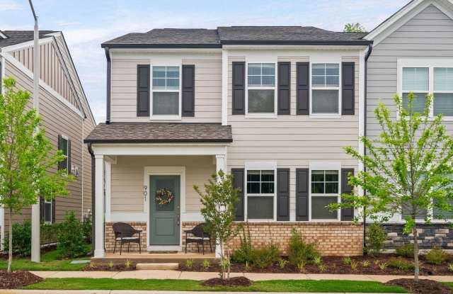 Stunning 3BD, 2.5BA End-Unit Fuquay-Varina Townhome with a 2-Car Garage in a Prime Location Near Downtown photos photos