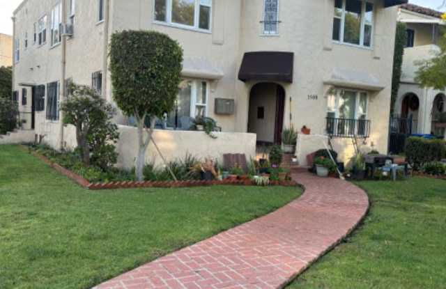 1500 S. Holt Ave 3 - 1500 South Holt Avenue, Los Angeles, CA 90035