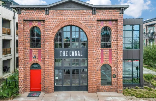 The Canal Gallery 4