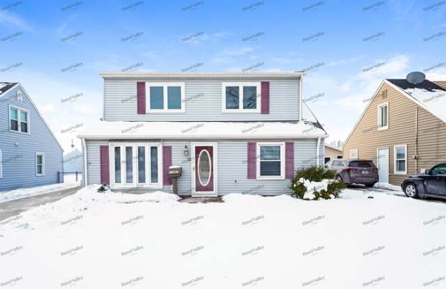 15467 Bowfin Boulevard - 15467 Bowfin Boulevard, Brook Park, OH 44142