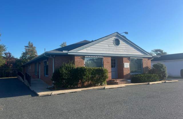 611-A DUTCHMANS Lane unit: A photos photos