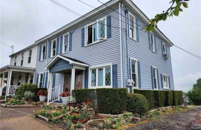 132 S Marietta Street photos photos