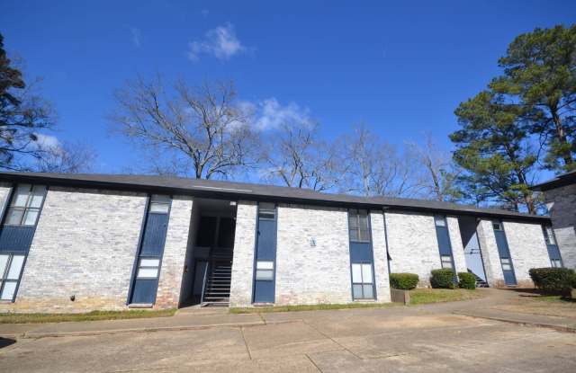 Fox Creek Apartments Magnolia Gallery 3