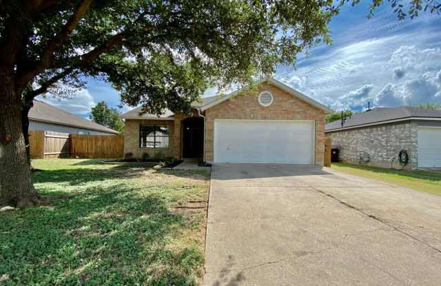 Updated 3/2 in Round Rock!! Gallery 1