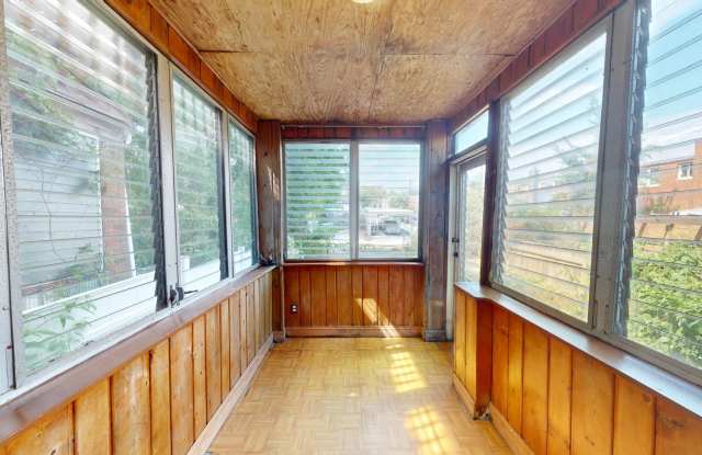 Takoma Park Three Bedroom Available Now W/Off Street Parking! Gallery 3