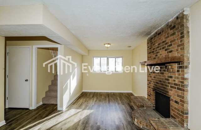 7818 Inverness Court Gallery 3