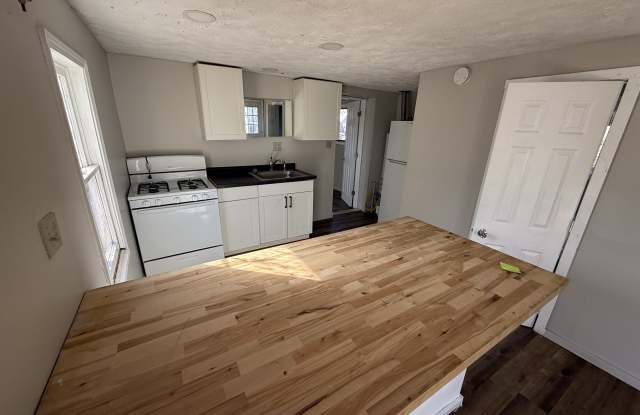 1707 East Memorial Drive Apt 2 photos photos