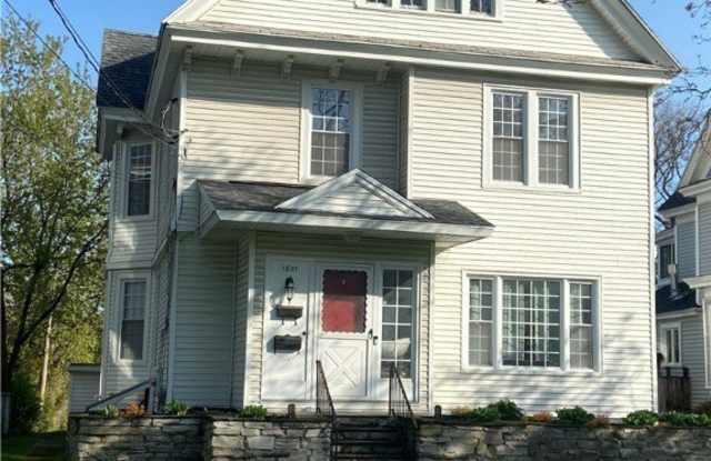 1801 James Street unit: 1 photos photos