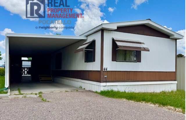 3 bed 1.5 Bath Mobile Home - OldTown Pocatello - Small pets negotiable photos photos