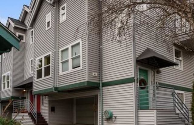 407 N 49th St Apt B - 407 North 49th Street, Seattle, WA 98103