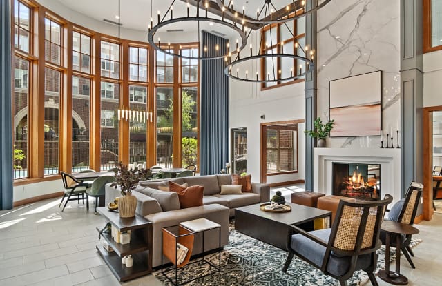 808 Berry Place Gallery 2