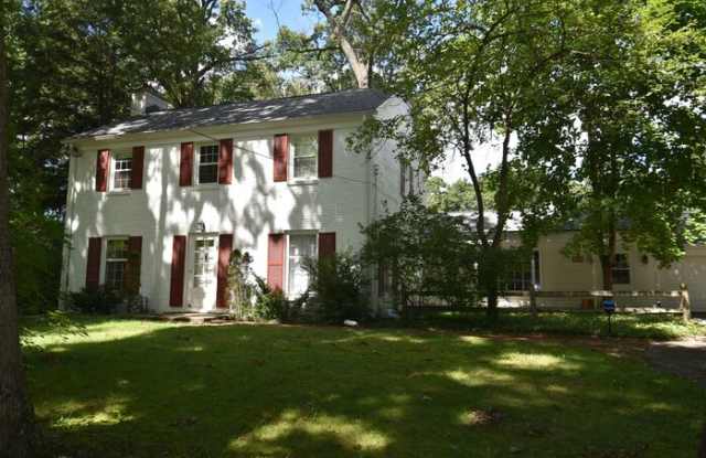 19259 Summers Drive Gallery 2