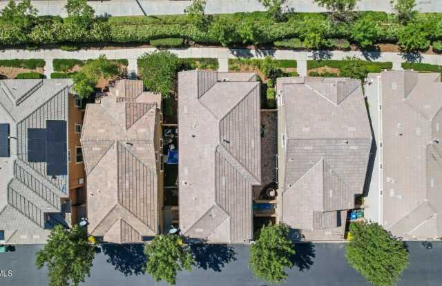 2658 Greenwood Court Gallery 3