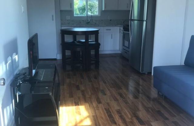11536 Kagel Canyon St Gallery 2
