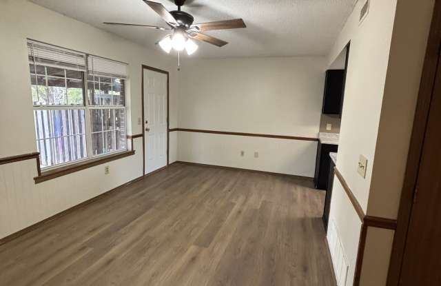 223 Joe Street - 1 Gallery 2