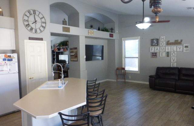 7032 W GREENBRIAR Drive Gallery 4