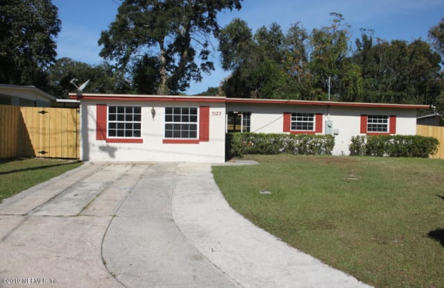 7123 OAKNEY RD - 7123 Oakney Road, Jacksonville, FL 32211