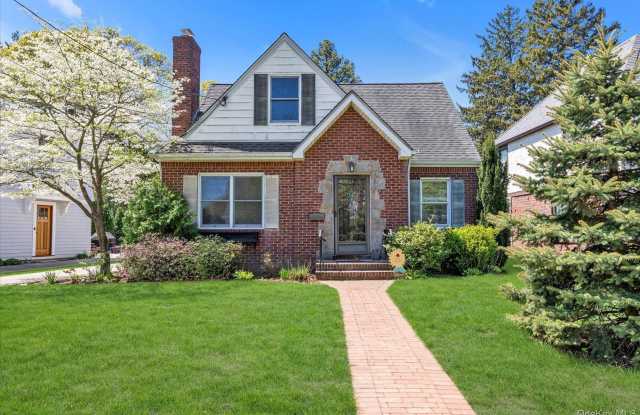 18 Hathaway Drive photos photos