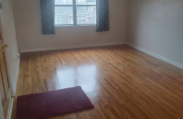 1006 Richardson Ct photos photos