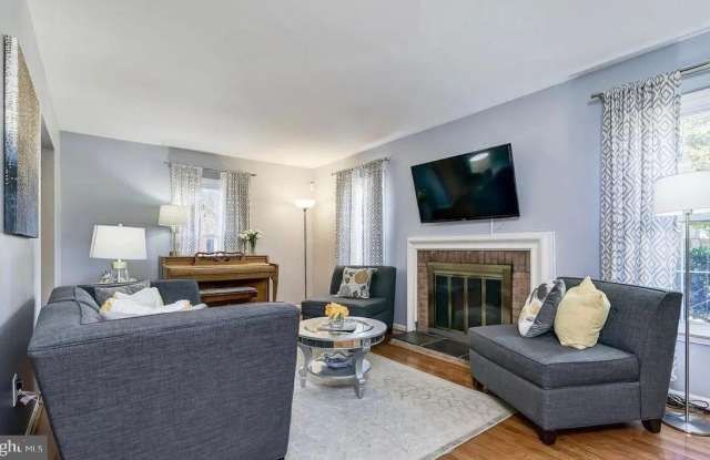 134 GOLD KETTLE Drive Gallery 2