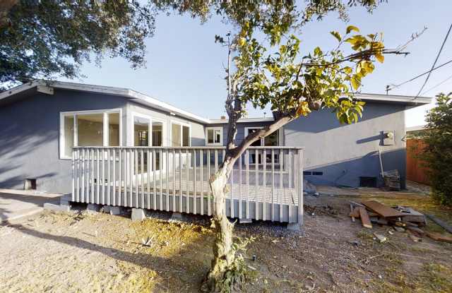 6182 Dorothy Dr Gallery 3