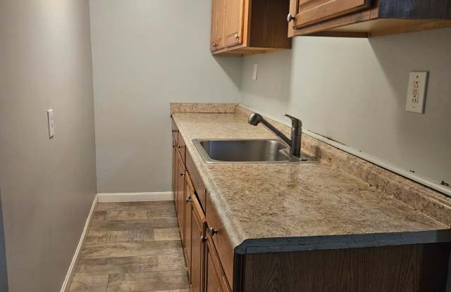 99 Armory Street - 99 Armory Street, Worcester, MA 01603