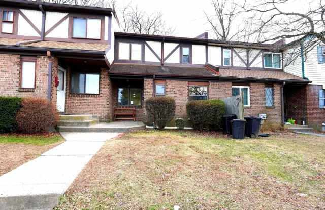 51 HOLLYBROOKE Drive photos photos