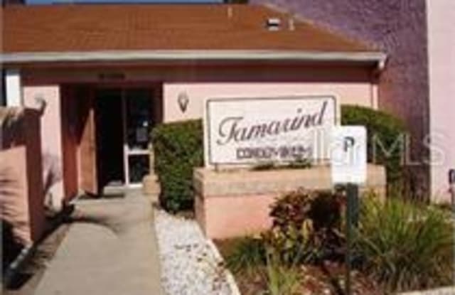 5007 VINELAND ROAD - 5007 Vineland Road, Orlando, FL 32811