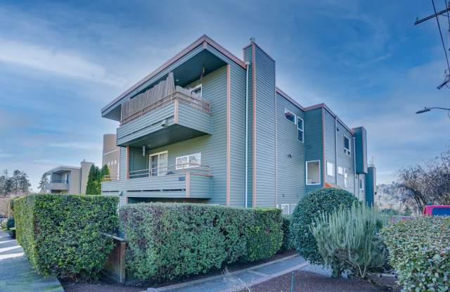 Quirky 1bd/1.5bth Loft Condo in West Queen Anne, $2,300/mo. photos photos