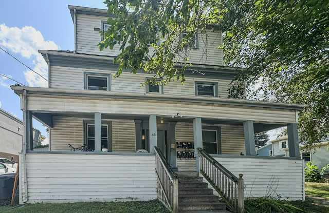 334 Beakes St photos photos