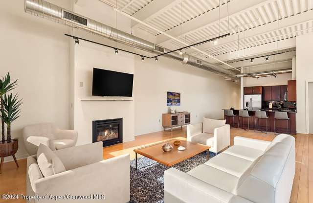 361 Robinson Street unit: 326 photos photos