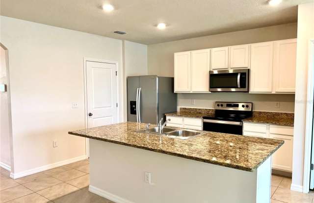 2726 GREENLEAF TERRACE Gallery 3