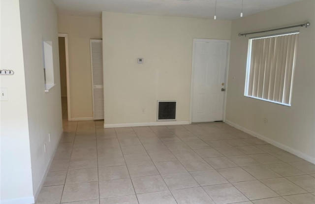 10641 NW 45th St photos photos