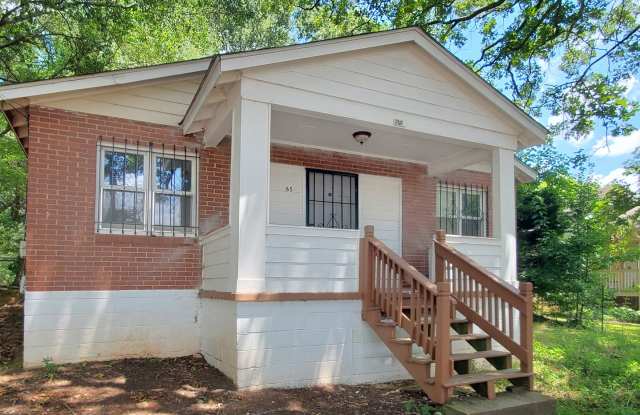 COMING SOON – 3 Bedroom Home in South Atlanta | Housing Vouchers Accepted Gallery 1