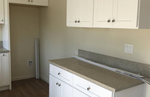 15581 Pasadena Avenue #D Gallery 2