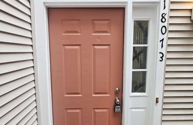 18073 ROYAL BONNET Circle photos photos