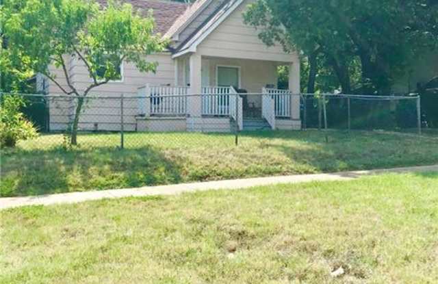 1307 Harrington Avenue Gallery 2