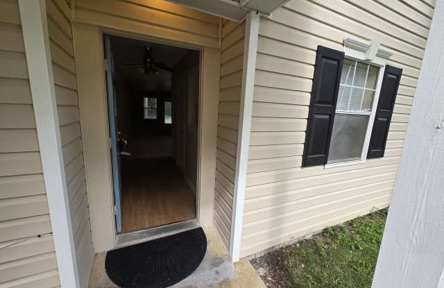 225 Schultz St photos photos