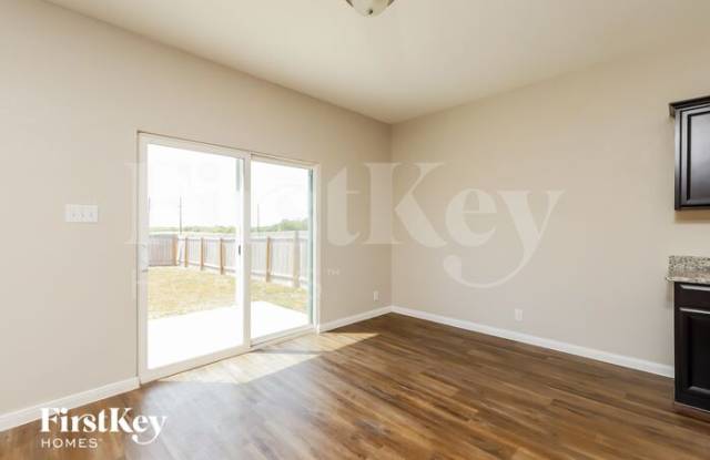13410 Flower Pond Gallery 4