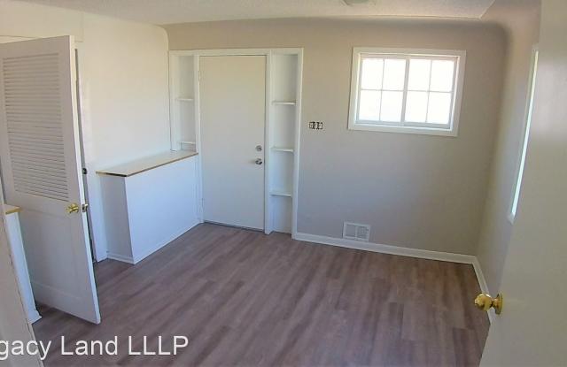 1250 S Vrain St Gallery 3