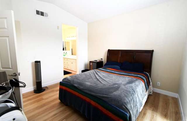 84 Stepping Stone - 84 Stepping Stone, Irvine, CA 92603