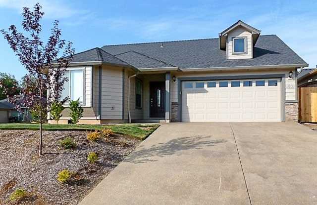 Granite Counters, Laminate Floors in Single Level Home ~ 2507 Locksley photos photos