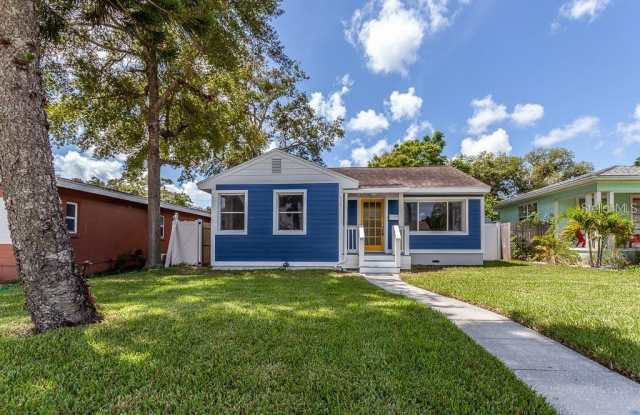 434 29TH AVENUE N - 434 29th Avenue North, St. Petersburg, FL 33704