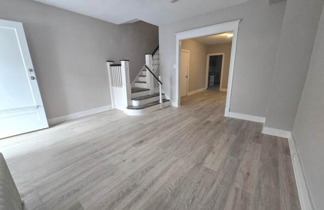 5109 N FAIRHILL Street photos photos