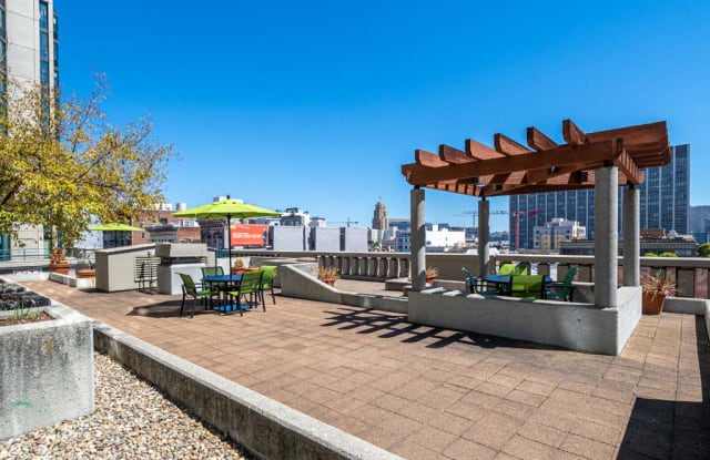 Trinity Towers Apartments Gallery 4