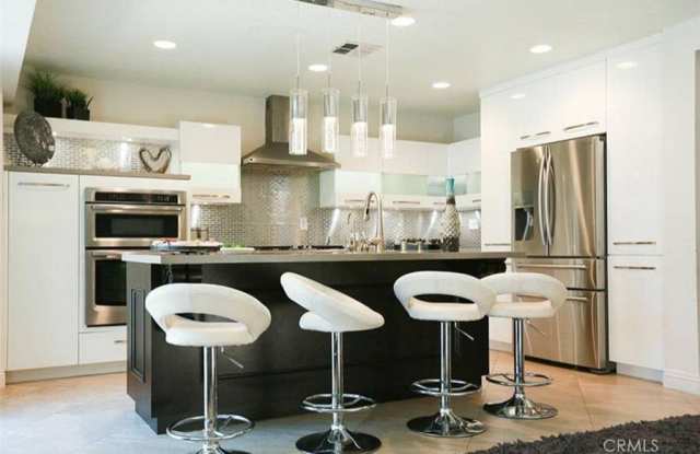 7480 Addison Road photos photos